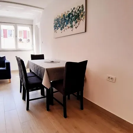 Apartment Luxury Sabadell - Located *