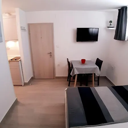 Luxury Sabadell - Located *